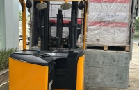 Thuê Xe Nâng Reach Truck Tại TP.HCM