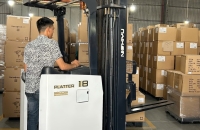 Xe Nâng Điện Đứng Lái 6m: Giải Pháp Tối Ưu Cho Kho Kệ Cao Tầng