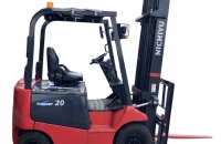 thuê xe nâng điện giá rẻ