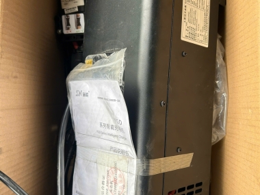 Bộ Sạc Pin Lithium 30V 100A