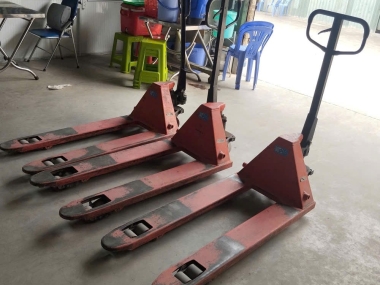 Sửa xe nâng tay Bình Dương giá rẻ
