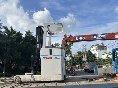 Thuê xe nâng khu công nghiệp Tân Đông Hiệp
