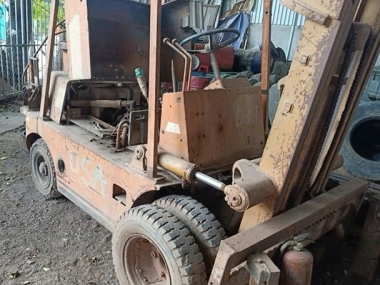 Các vấn đề quan tâm khi mua xe nâng cũ
