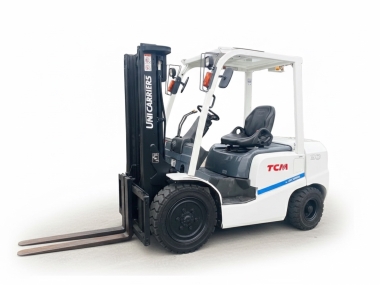 Xe nâng Unicarriers của nước nào