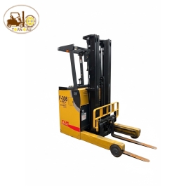 XE NÂNG ĐIỆN ĐỨNG LÁI TCM 1.5 TẤN