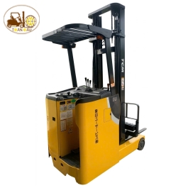 XE NÂNG ĐIỆN ĐỨNG LÁI TCM 1.4 TẤN