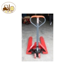 XE NÂNG TAY 2.5 TẤN