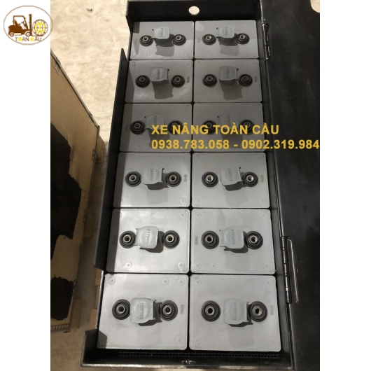 BÌNH ĐIỆN (ẮC QUY) XE NÂNG HAWKER