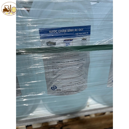 Nước Châm Bình Ắc Quy GS