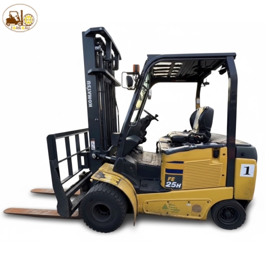 XE NÂNG ĐIỆN KOMATSU 2.5 TẤN FEH-1