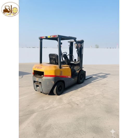 XE NÂNG DẦU TCM 2.5 TẤN FD25T3